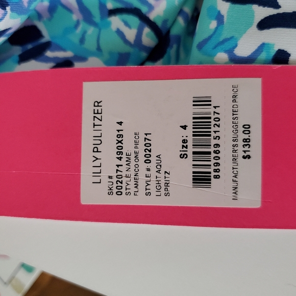 NWT Lilly Pulitzer Flamenco One piece - Picture 4 of 4